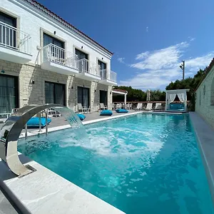 Otel Bahar Butik, Çeşme
