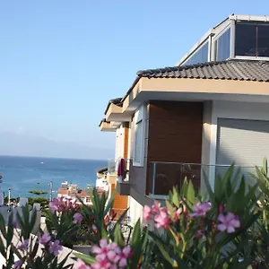 Otel Boyalik Demirel Residence&hotel, Çeşme